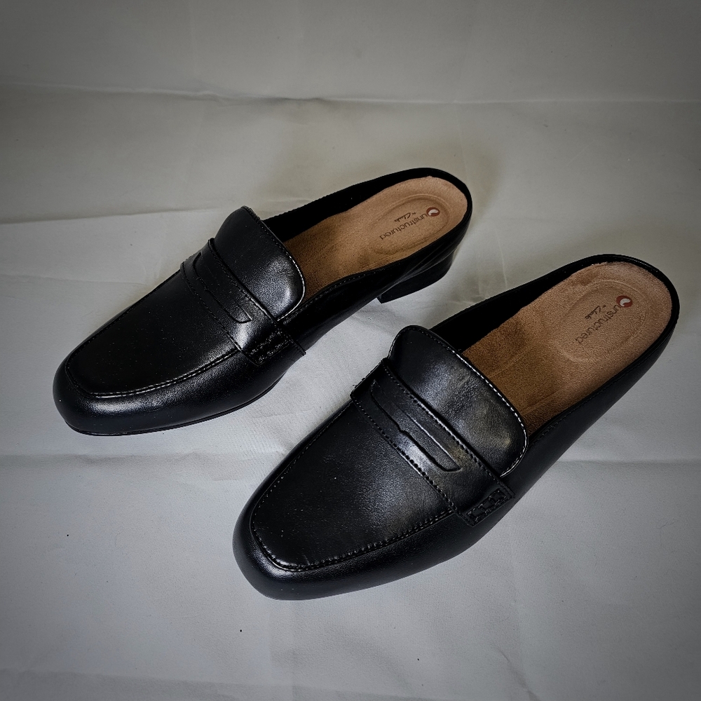 Unstructured By Clarks Slip On Mules - image 7